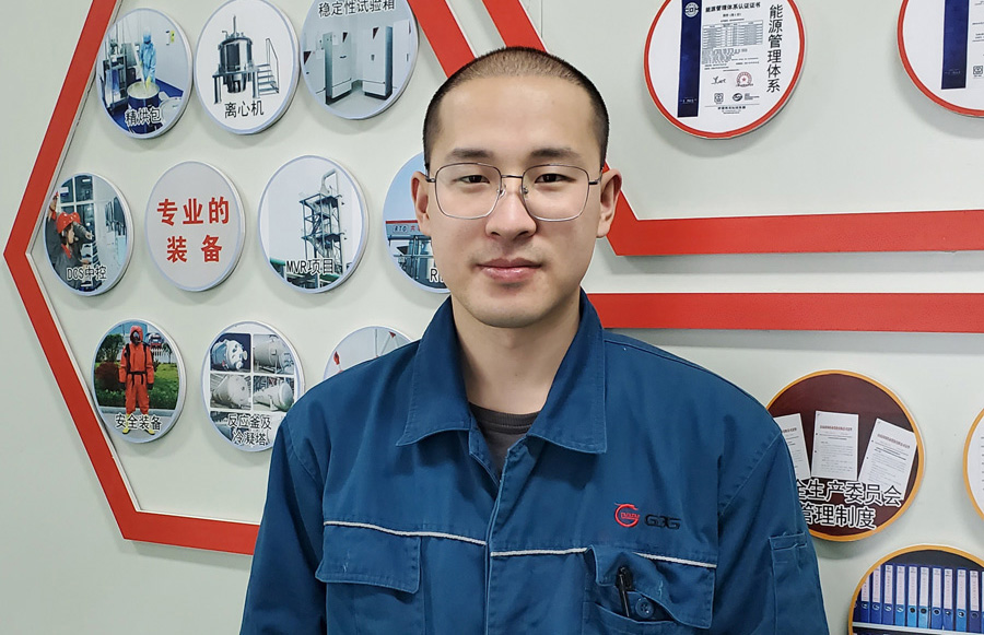 2022年度bevictor伟德官网优秀科技奋斗者——肖  兵