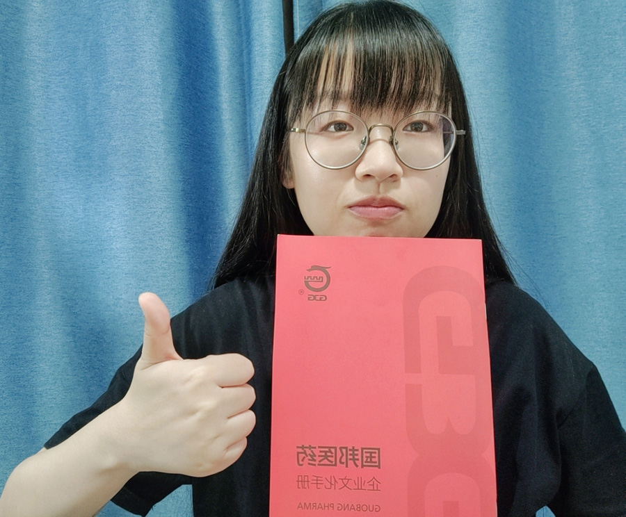 2022年度bevictor伟德官网优秀科技奋斗者——刘  君 