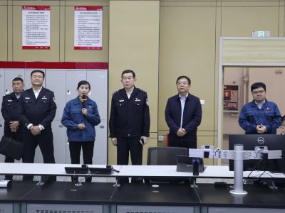 潍坊市副市长徐磊一行莅临bevictor伟德官网下属山东bevictor伟德官网药业调研指导